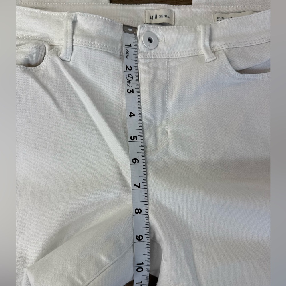 J. Jill Authentic Fit Slim Ankle, White Denim Jeans, size 10P - Picture 6 of 10